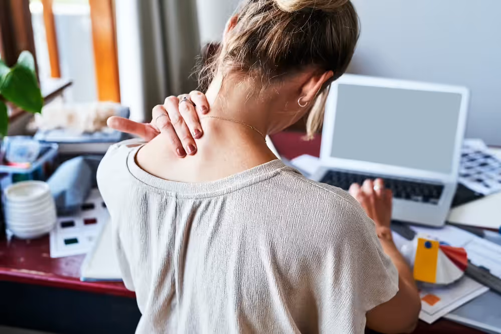 Physiotherapy for neck pain at Bodylogics