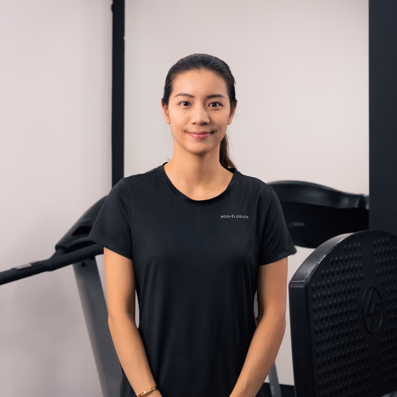 Portrait of Evelyn Yu
